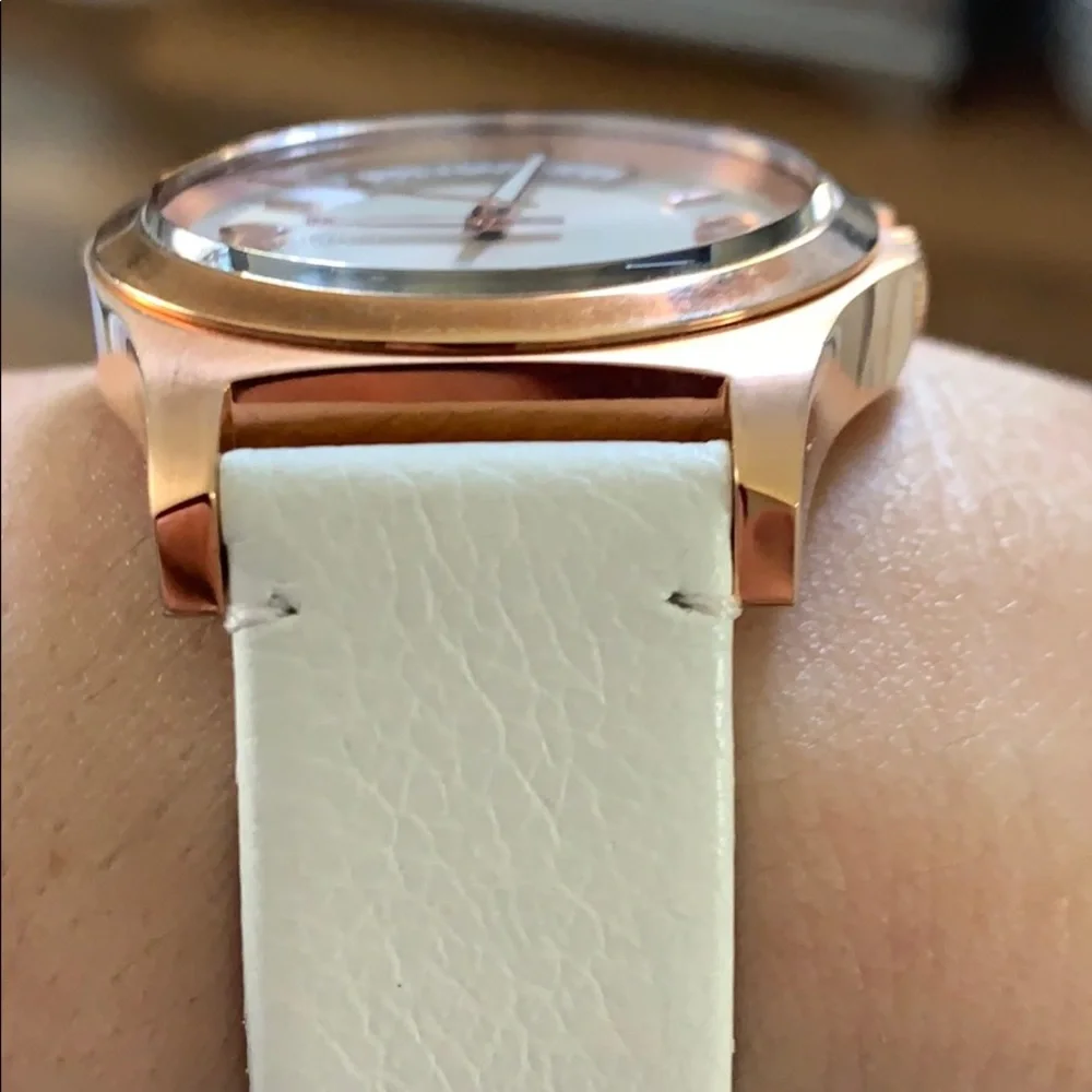 Marc by Marc Jacobs Rose‎ gold and white watch